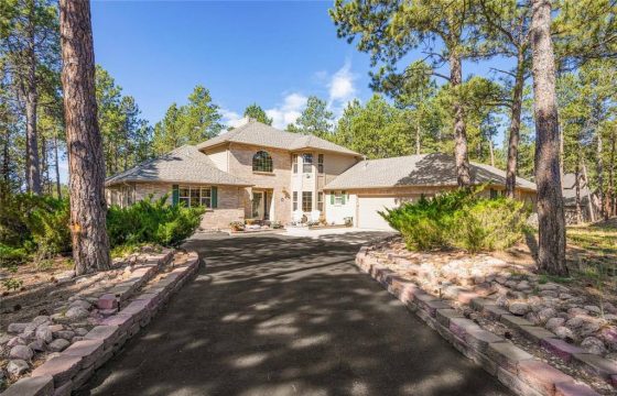 Monument Real Estate: Your Gateway to Serene Living